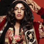 Last Saturday morning M.I.A. announced on Twitter the release of a new track called “Can See Can Do”. Maybe this song can be part of a new record ou this summer. Who knows?
