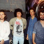 Brazilian Boogarins will deliver a follow-up to their thrilling debut album “As Plantas Que Curam”. It’s titled “Manual, ou guia livre de dissolução dos sonhos” and this is the lead song. Passionate music for passionate people.